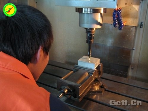 记我院第七届校园技能节数控铣床加工技能大赛